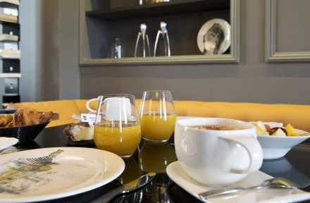 Salon de thé &amp; Bar à Orléans · Empreinte Hotel